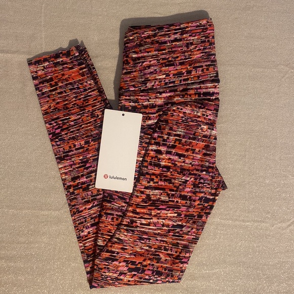 Lululemon leggings - Picture 6 of 9